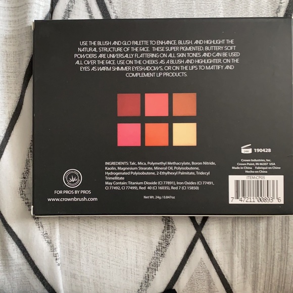 4 piece makeup set palette - Picture 4 of 4